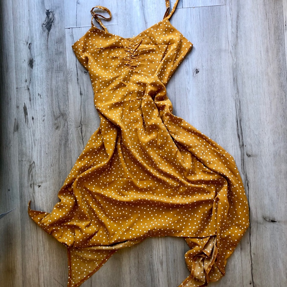 NWOT Scrunch Bust Burnt Orange Midi Dress